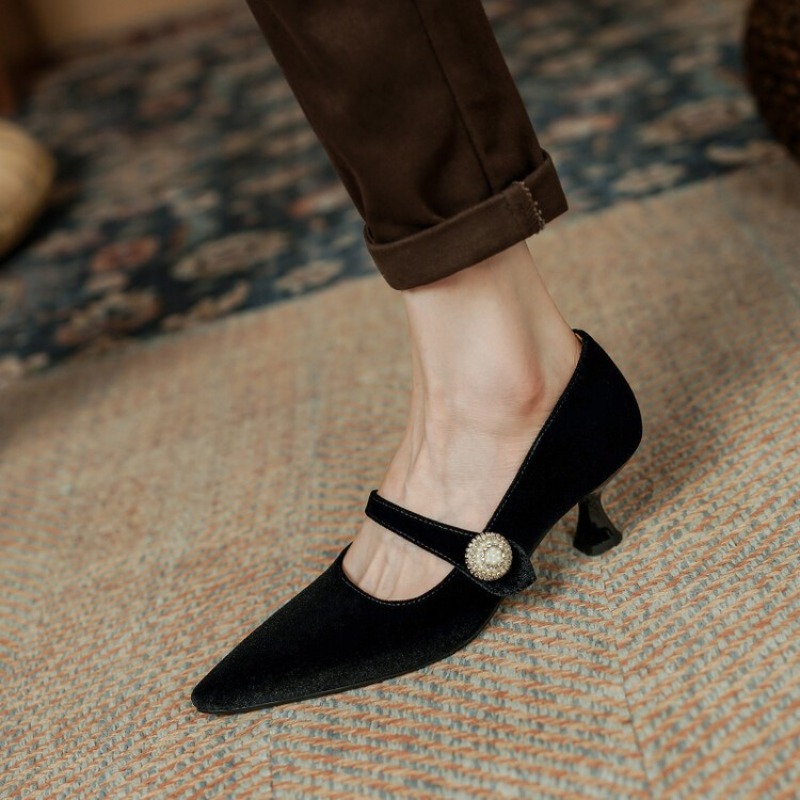 Scarpe Mary Jane a punta rosso - Women Shoes Size recensione e prezzo