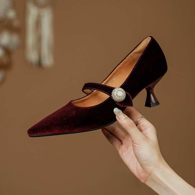 Scarpe Mary Jane a punta rosso - Women Shoes Size recensione e prezzo